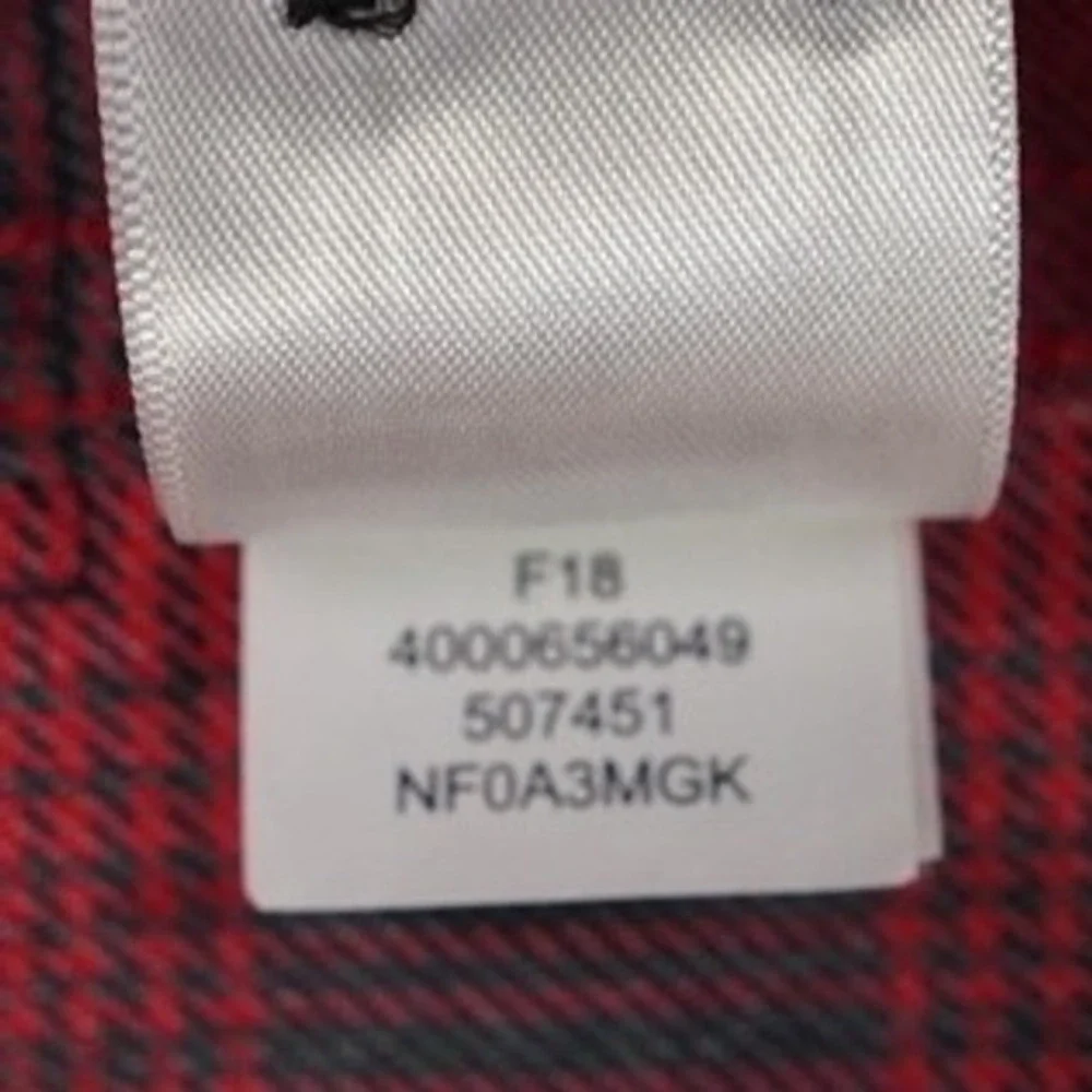 The North‎ Face Flannel Shirt Mens Small Buffalo Plaid Quoggy Jo Ski Bike Board
